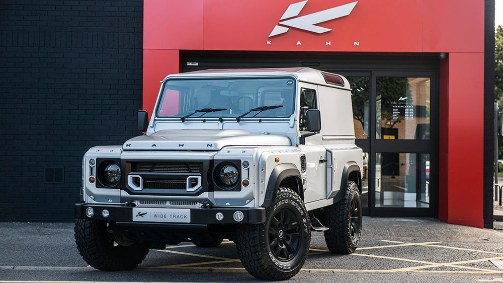 LAND ROVER DEFENDER 2.2 TDCI 90 HARD TOP - CHELSEA WIDE TRACK