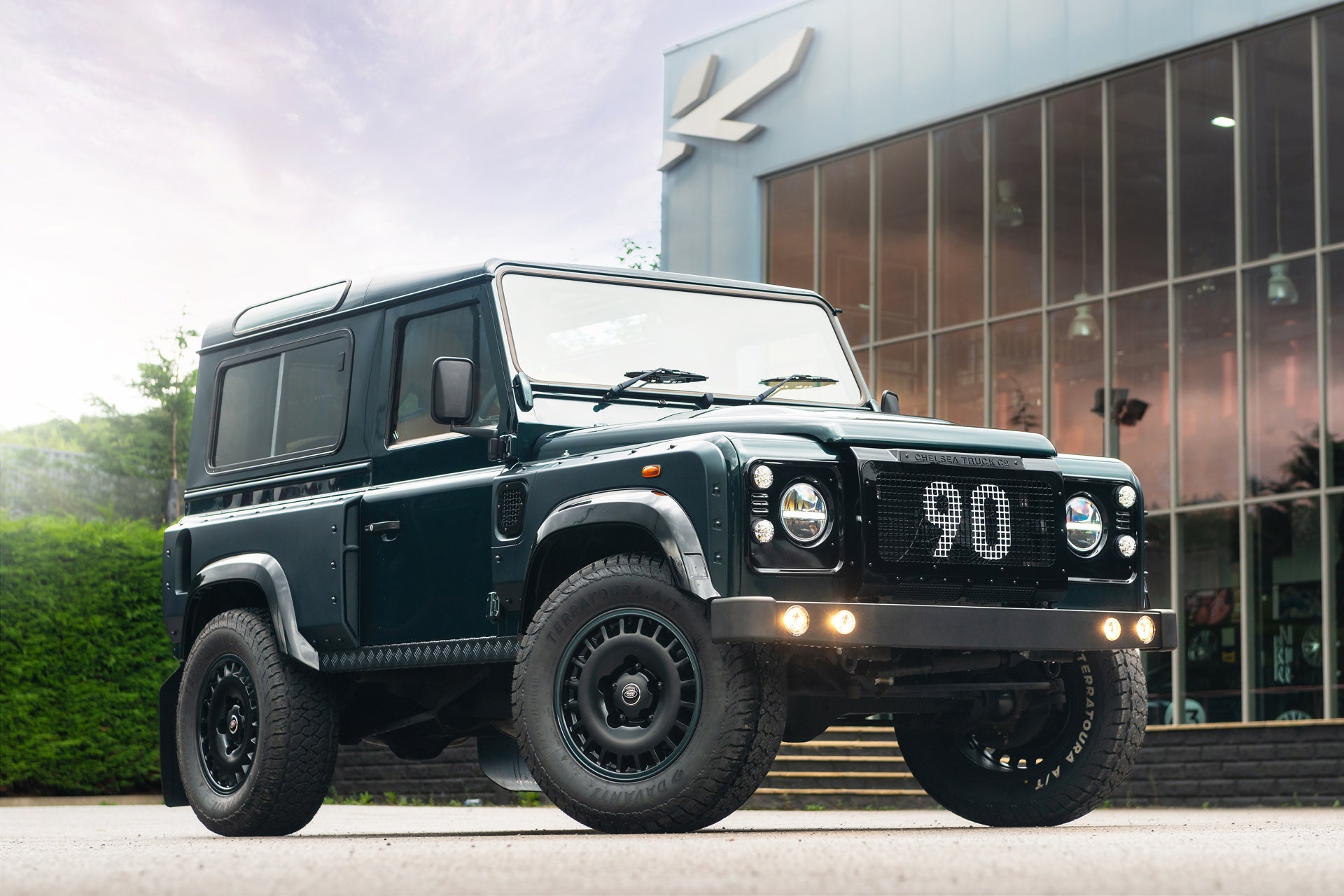 Classic Defender 90 Heritage Remastered